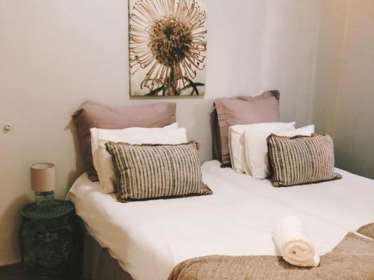Room image 2