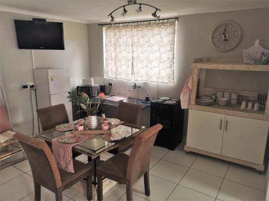 Room image 6