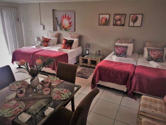 Room image 7