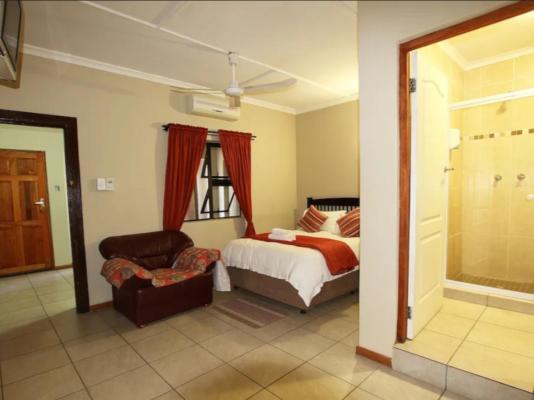 Room image 2