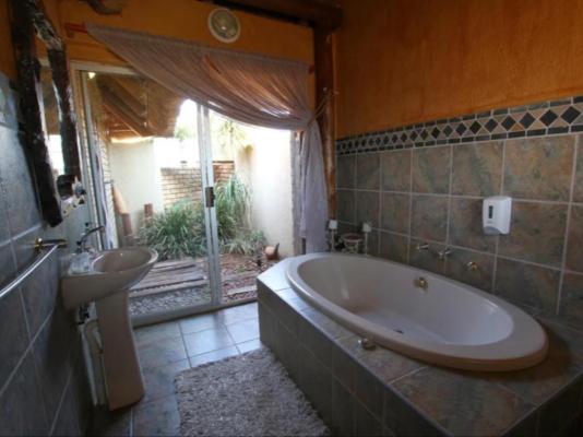 Kuruman Inn - 213151