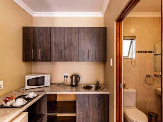 Room image 3
