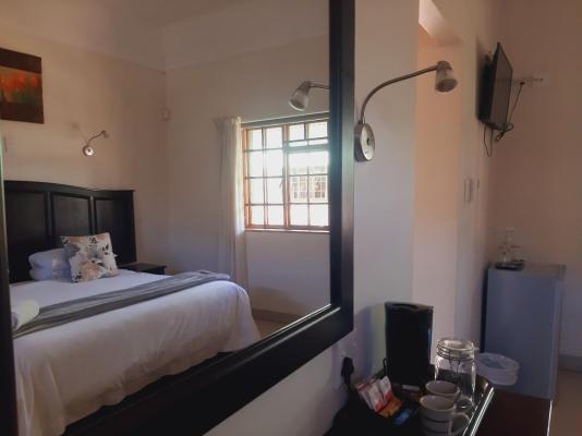 Room image 38