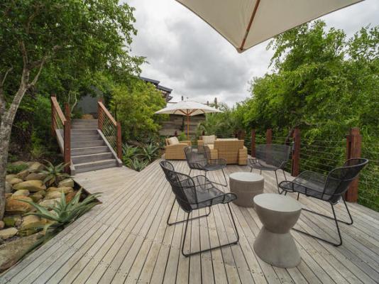 Rhino Ridge Safari Lodge - 213371