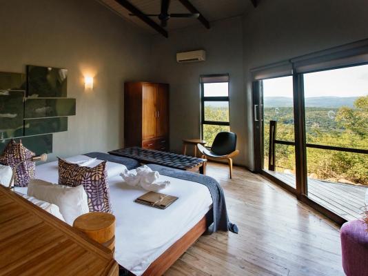 Rhino Ridge Safari Lodge - 213376