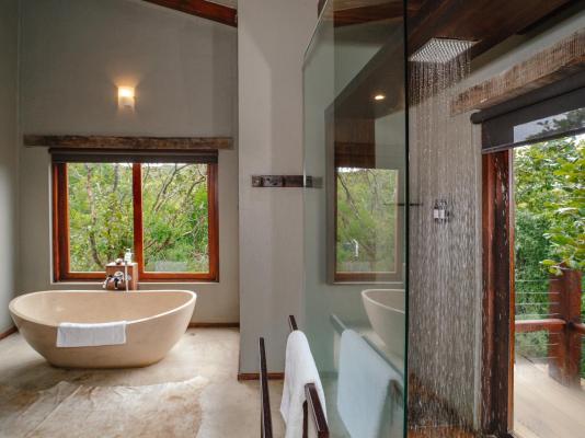 Rhino Ridge Safari Lodge - 213391