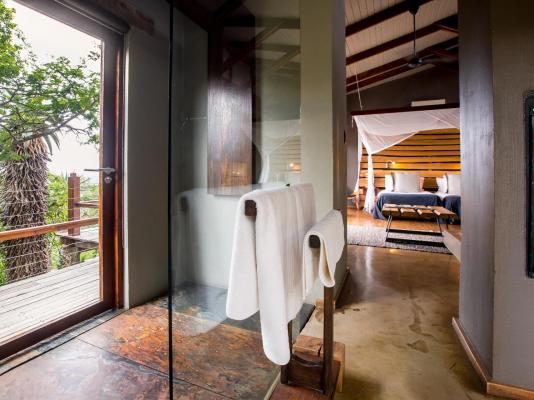 Rhino Ridge Safari Lodge - 213393