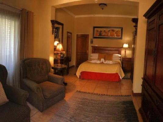 Room image 4