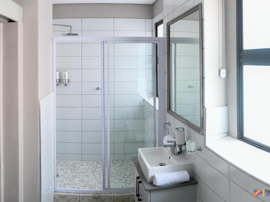 Room image 1