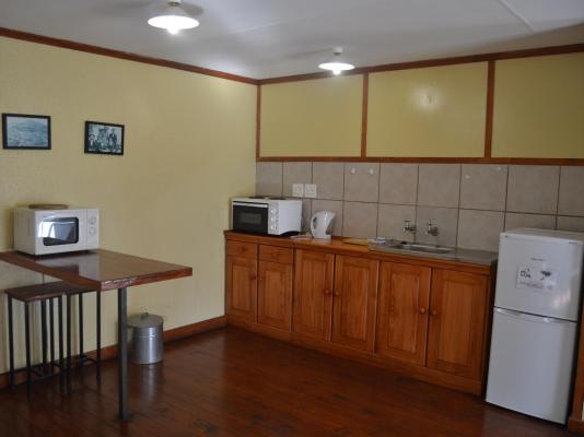 Room image 4