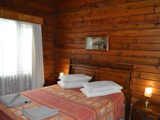 Room image 4