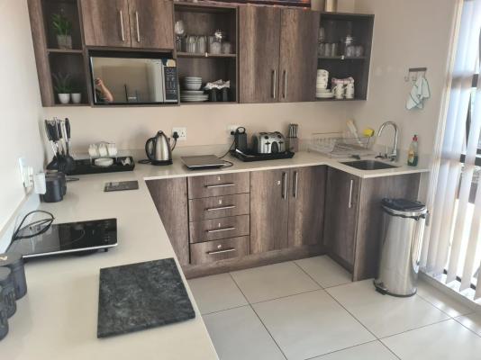 Room image 4