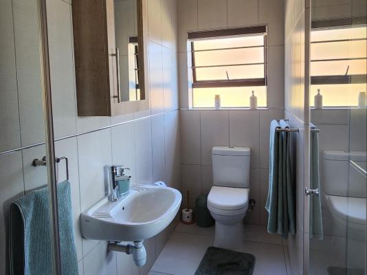 Room image 6
