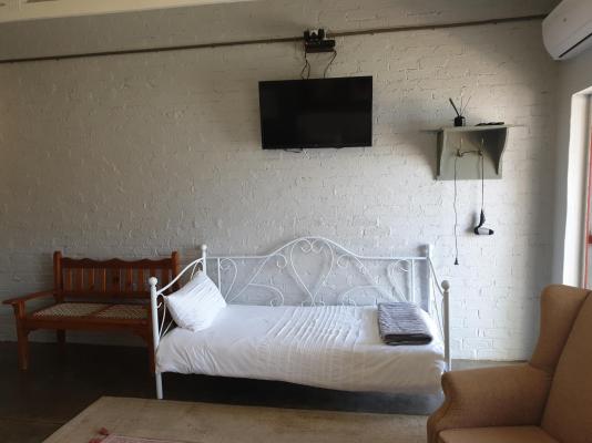 Room image 5