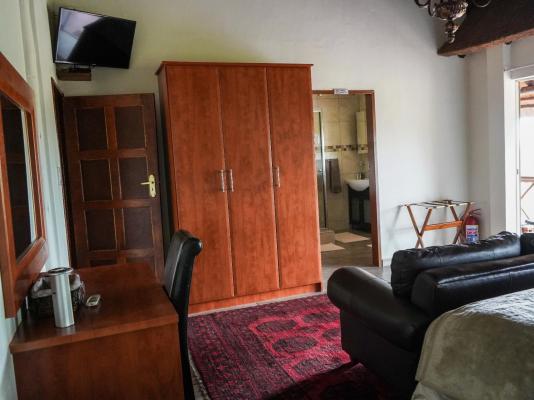 Room image 1