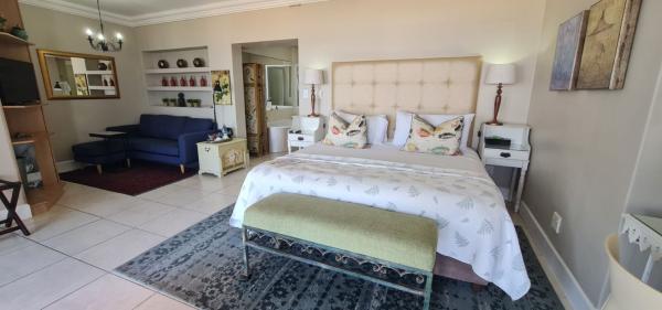 On the Beach Guesthouse - 213977