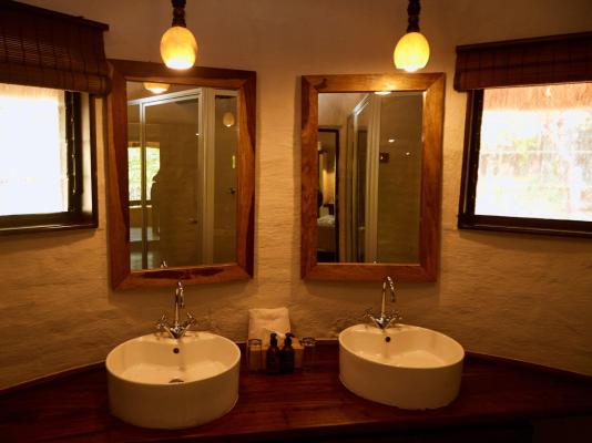 Mopane Bush Lodge - 214019