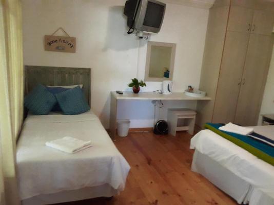 Aquarius Bed and Breakfast - 214070