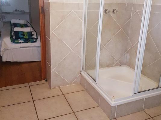 Aquarius Bed and Breakfast - 214072
