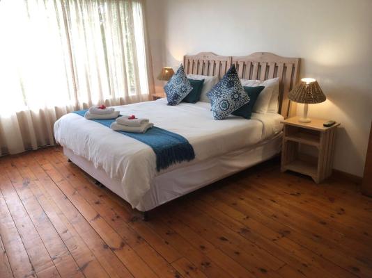 Aquarius Bed and Breakfast - 214091