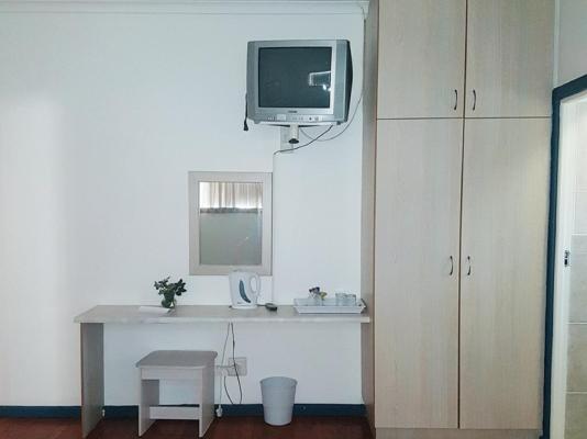 Aquarius Bed and Breakfast - 214093