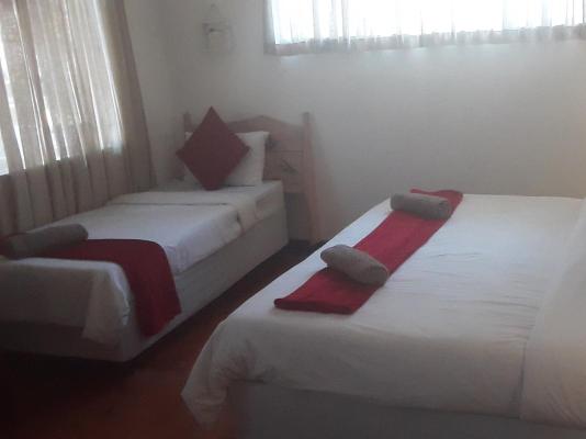 Aquarius Bed and Breakfast - 214095