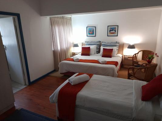 Aquarius Bed and Breakfast - 214100