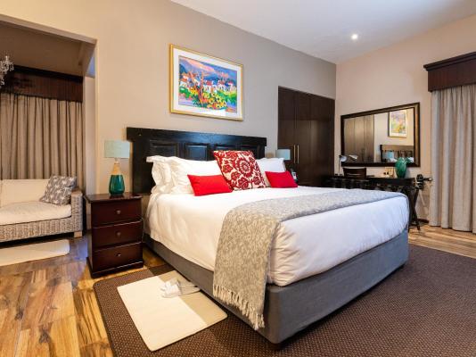 Room image 4