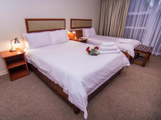 Room image 2