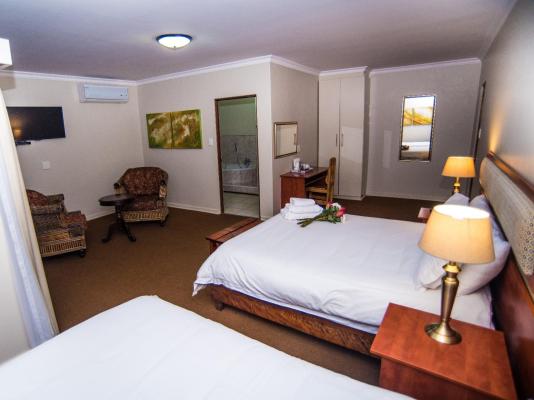 Room image 5