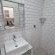 Leopard Tree Lodge - 214339