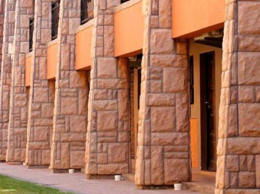Bains Lodge - 214511