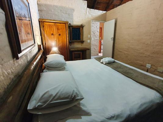 Room image 7