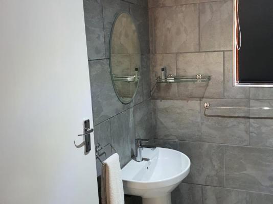Bains Lodge - 214546