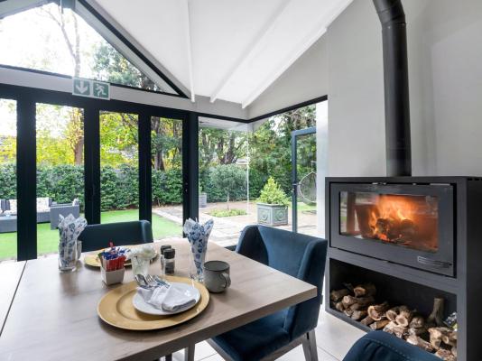 30 On Whites Guesthouse - 214572
