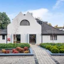 30 On Whites Guesthouse - 214580