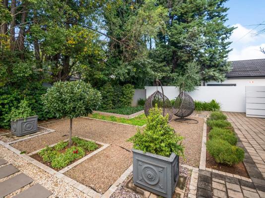 30 On Whites Guesthouse - 214585