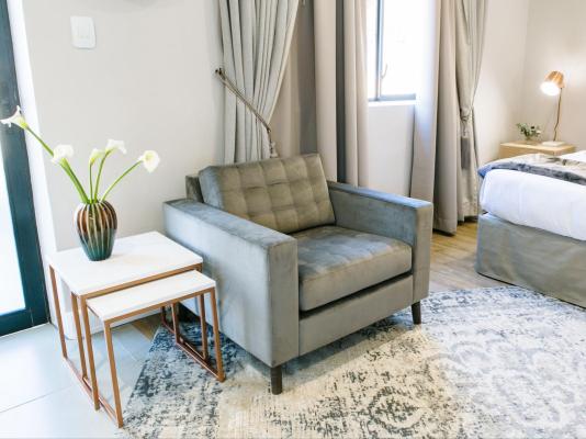 30 On Whites Guesthouse - 214590