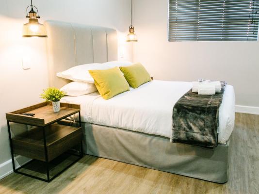 30 On Whites Guesthouse - 214613