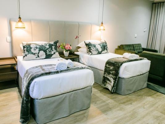 30 On Whites Guesthouse - 214625