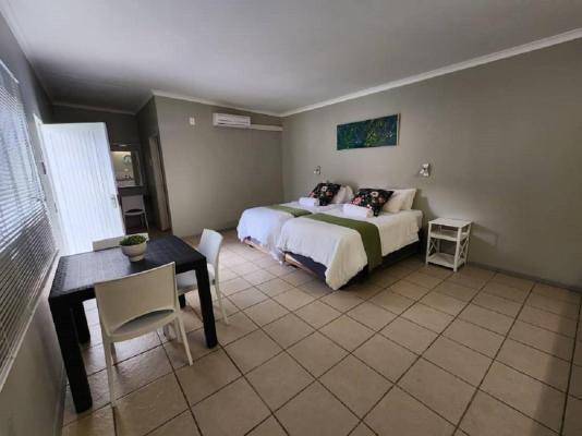 Noordoewer Self Catering Chalets - 214676