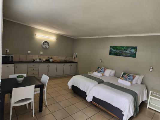 Noordoewer Self Catering Chalets - 214680