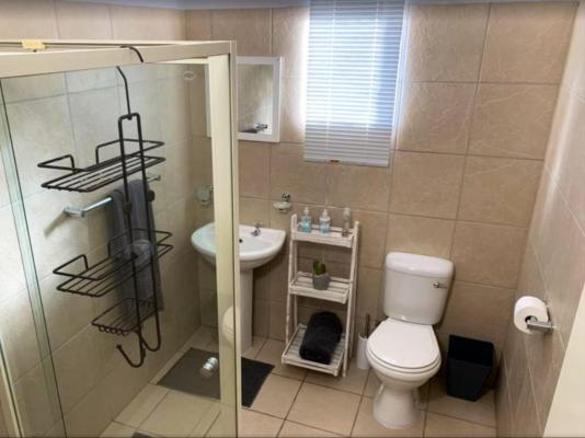 Noordoewer Self Catering Chalets - 214682