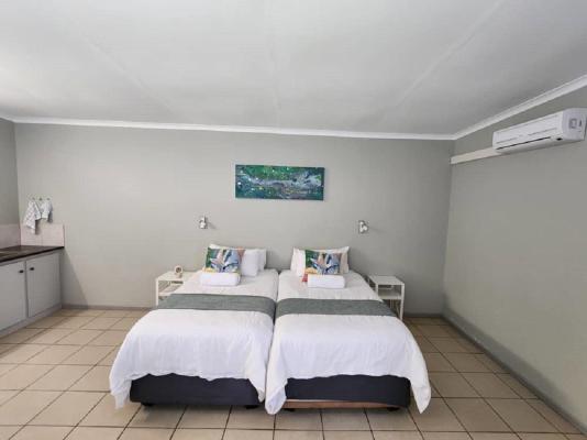 Noordoewer Self Catering Chalets - 214684
