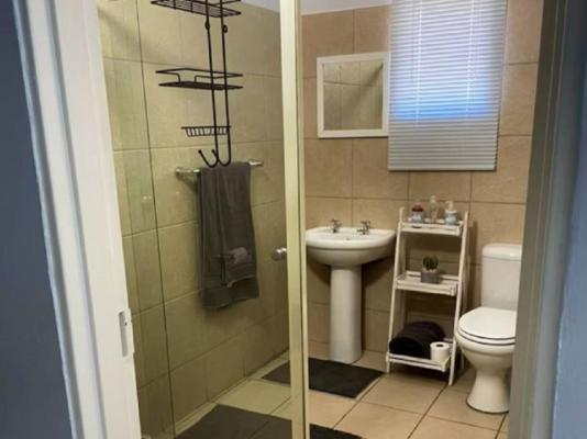 Noordoewer Self Catering Chalets - 214685