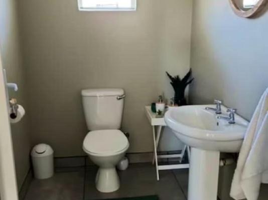 Noordoewer Self Catering Chalets - 214702