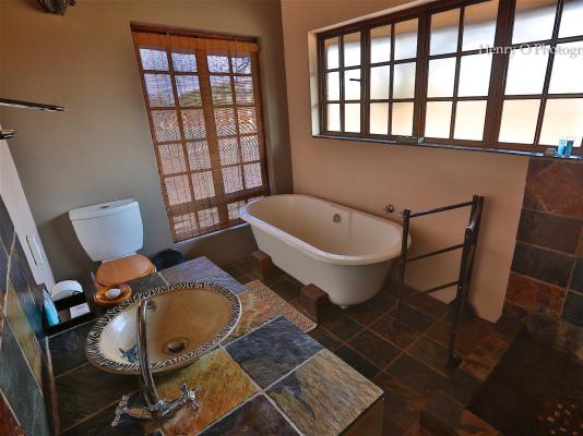 Mangwa Valley Game Lodge - 214794