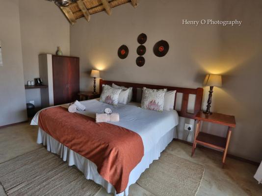 Room image 2