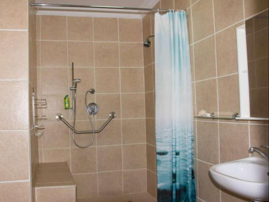 Room image 2