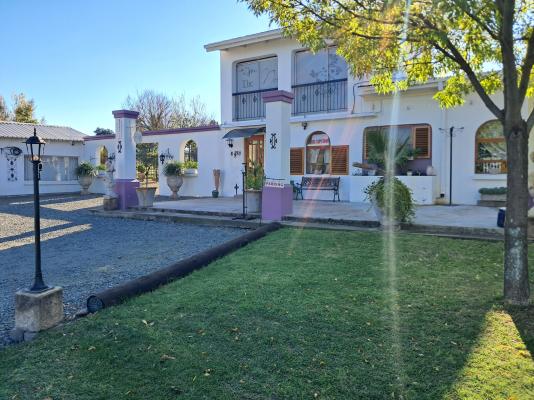 At The Nest Bed & Breakfast  - 214918